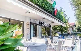 Hotel Trianon